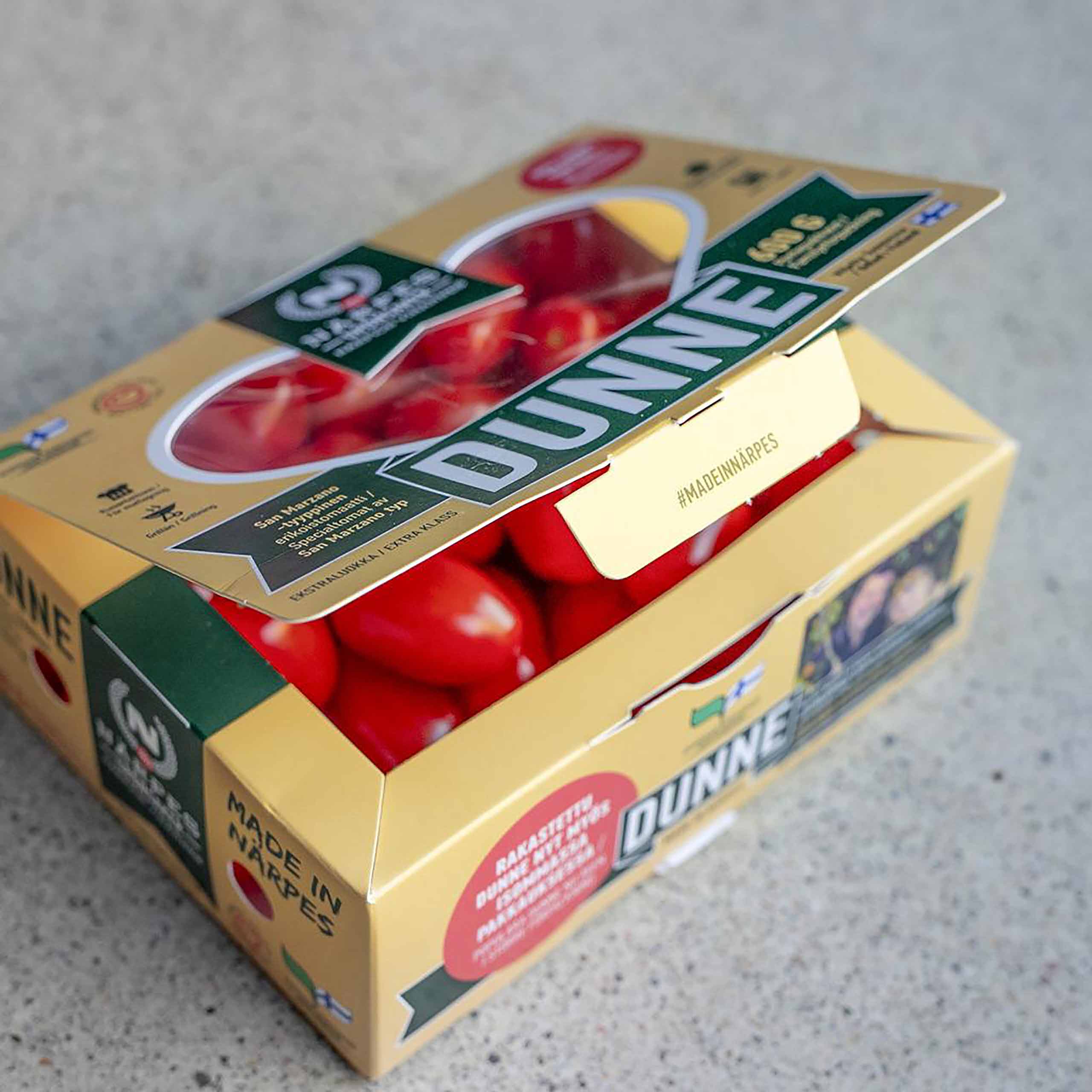 Närpiön Vihannes Dunne-tomaatin perhepakkaus